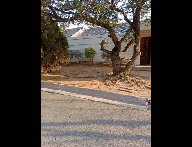 4 BEDROOM HOUSE FOR SALE IN BIRCH ACRES